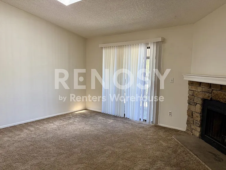 18003 E Ohio Ave #201 — Photo 12