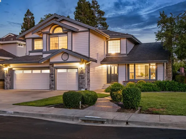 7694 Maywood Dr, Pleasanton, CA 94588