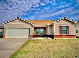 22898 Sabine Dr, Denham Springs, LA 70726