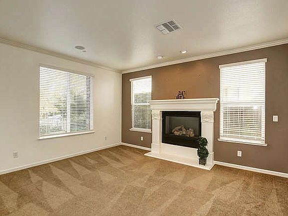 5th image of 1371 Standish Cir