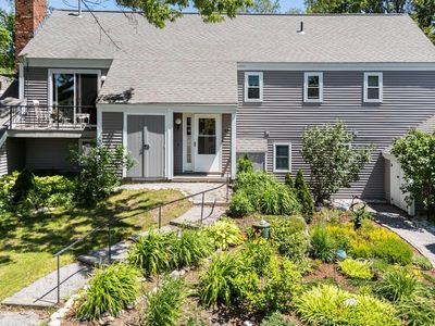 39 Hilltop Place #39, New London, NH, 03257