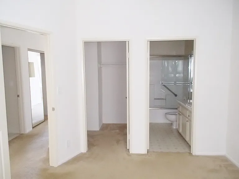 3619 Cardiff Ave #104 — Photo 13