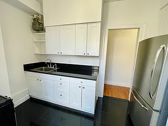 Rented by Mann Maurice A