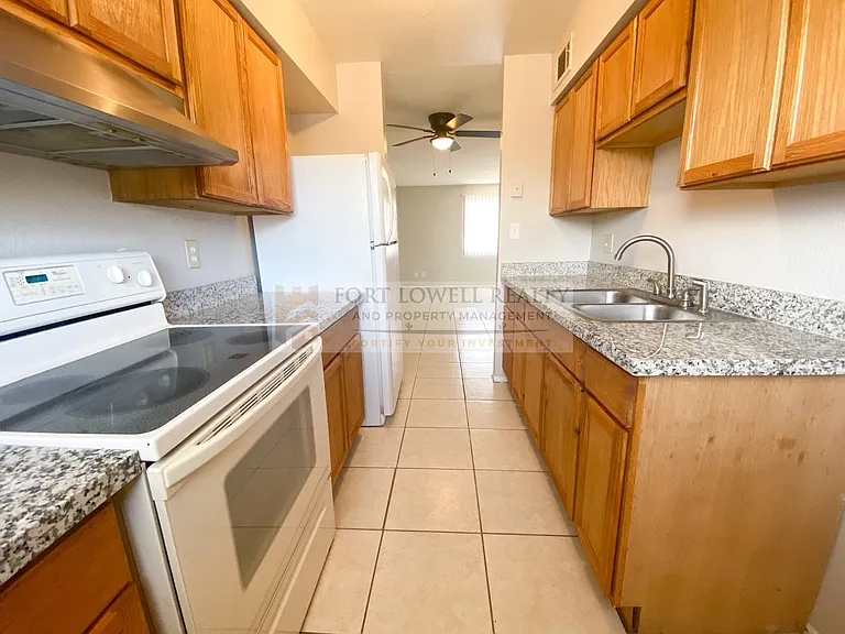 260 W 8th Ave #123 — Photo 8