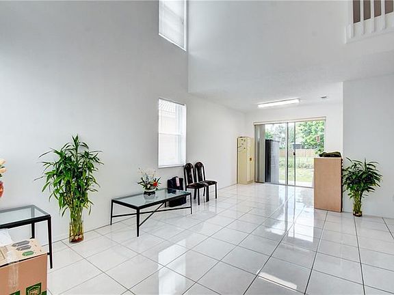 5th image of 7693 NW 60th Ln