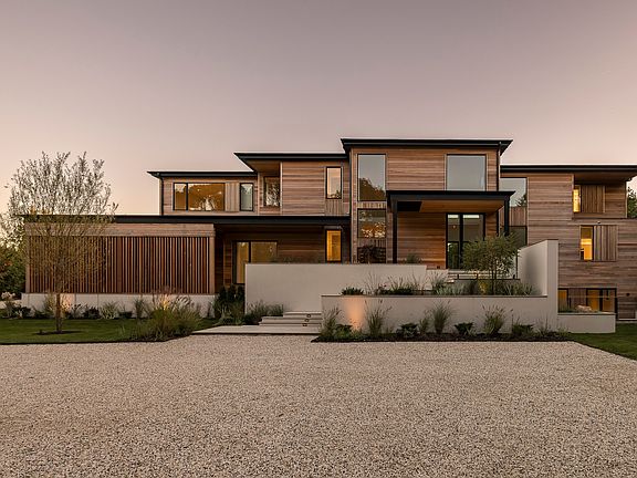 3rd image of 204 Head Of Pond Rd