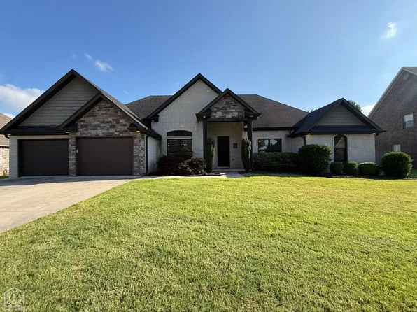 3104 Norman Rockwell Dr, Paragould, AR 72450