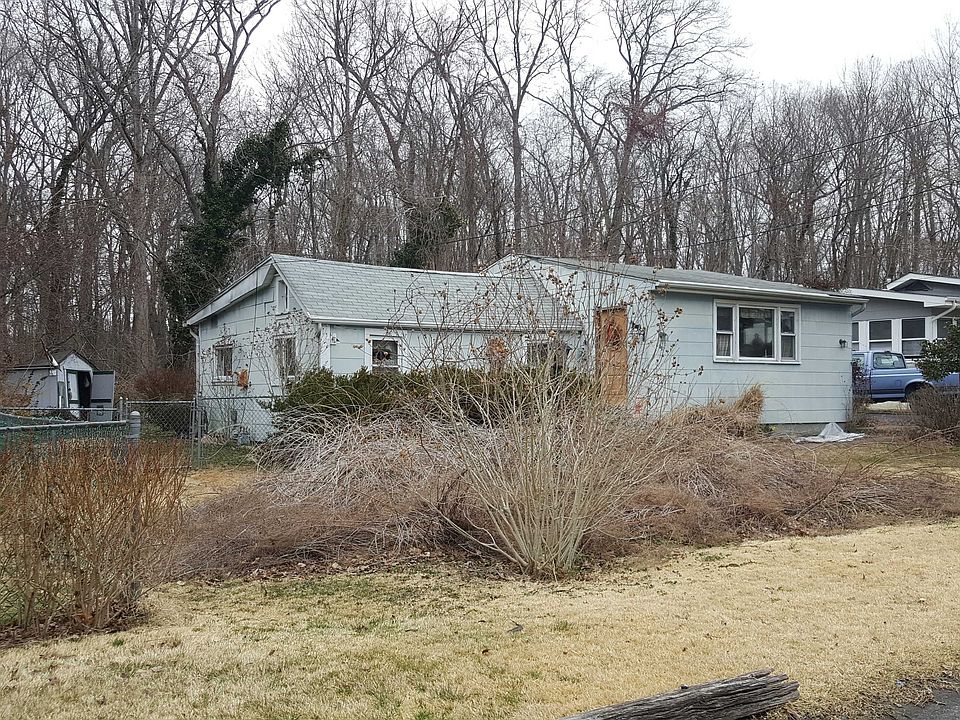 2nd image of 48 Claro Ave