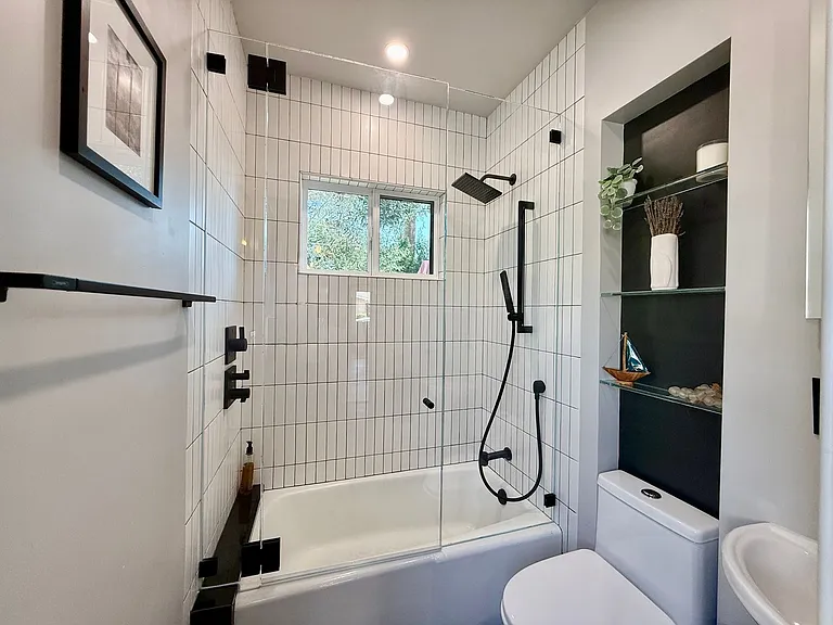 1622 Villa Ave — Photo 11