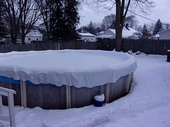 4th image of 215 Jean Ave