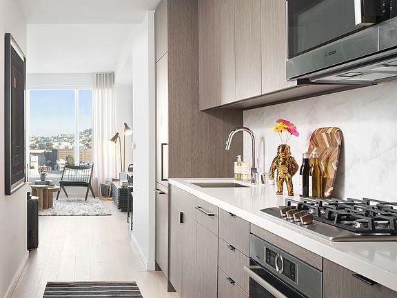 2nd image of 1550 Mission St #822