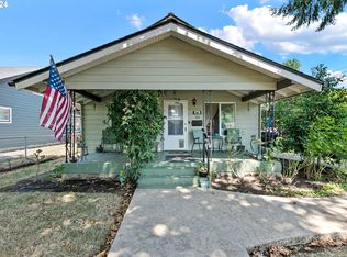 764 W 8th Ave, Junction City, OR 97448