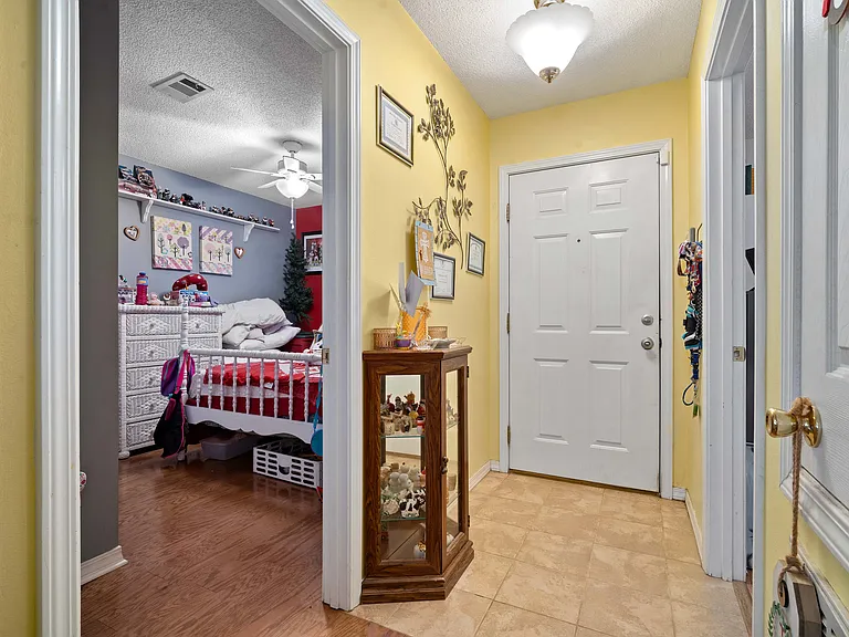 8554 Desert Oak Ct — Photo 19