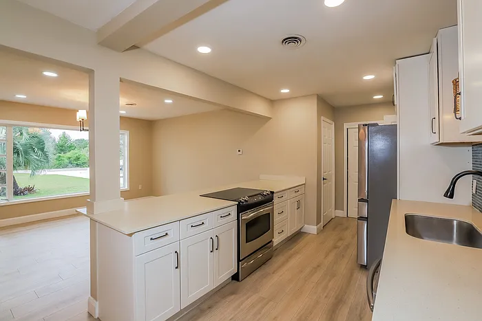 3950 Bougainvillea Dr — Photo 10