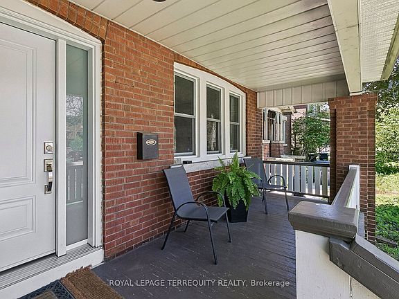 2nd image of 407 Annette St