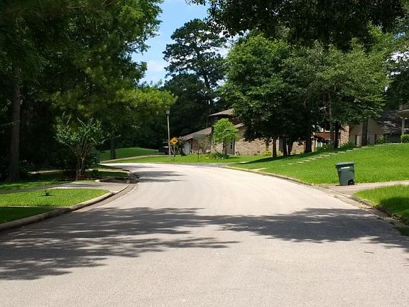 5th image of 814 River Oaks Dr