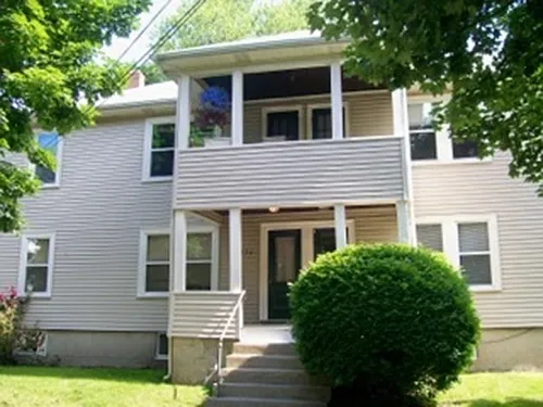 256 Robbins St #B Photo 1