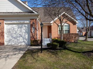 8774 Prairie Ct, Belleville, MI 48111