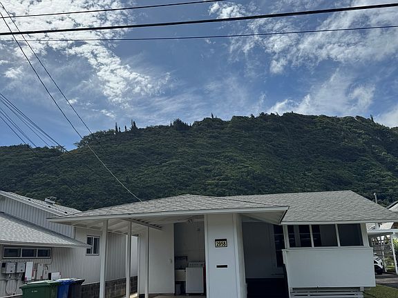 Charming MANOA House 
Mountain View
