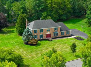 1342 Tanglewood Dr, North Wales, PA 19454