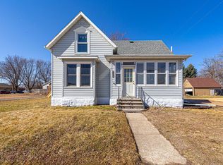 204 Central Ave N, Mapleton, MN 56065