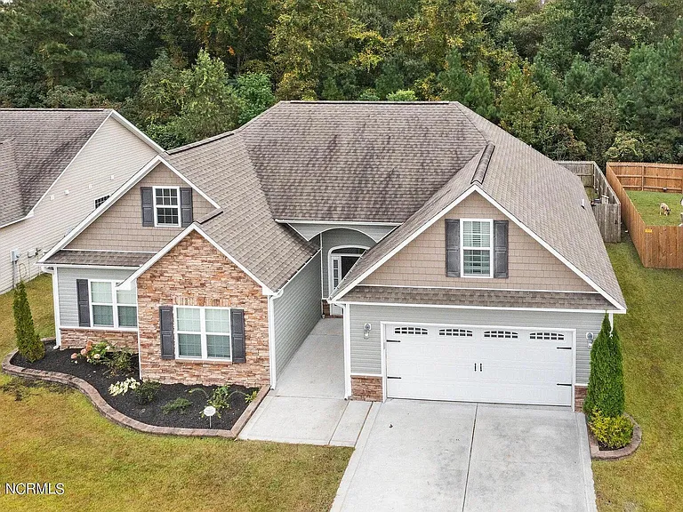 3315 Hardee Farms Dr — Photo 2