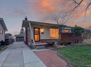 8062 Campbell St, Taylor, MI