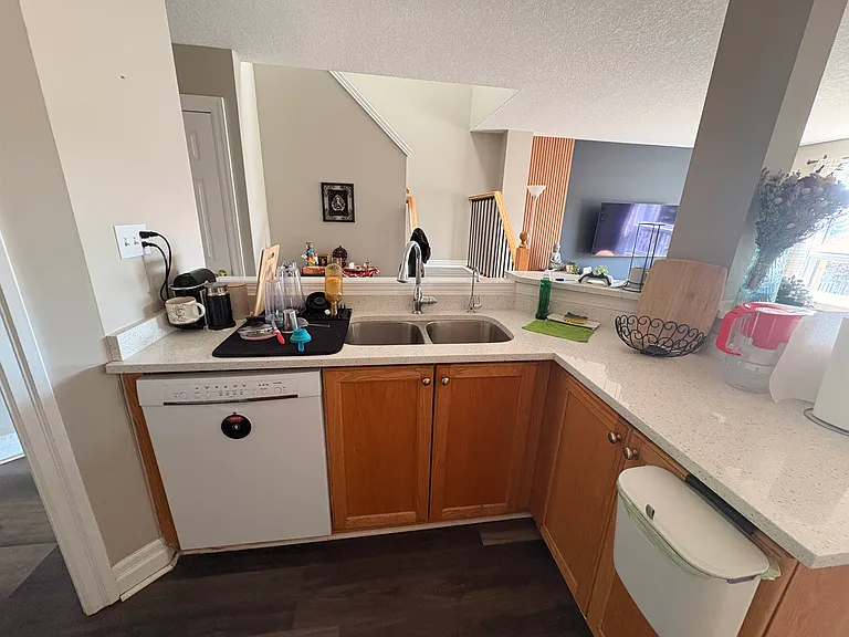 717 Karlsfeld Rd — Photo 7