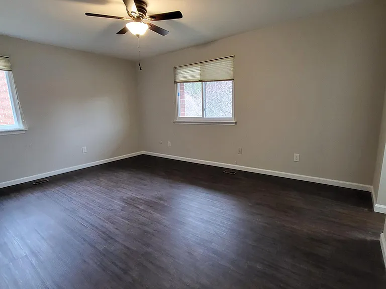 1006 Worthington Dr — Photo 11