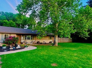 423 W Hanks Trl, Woodward, OK 73801