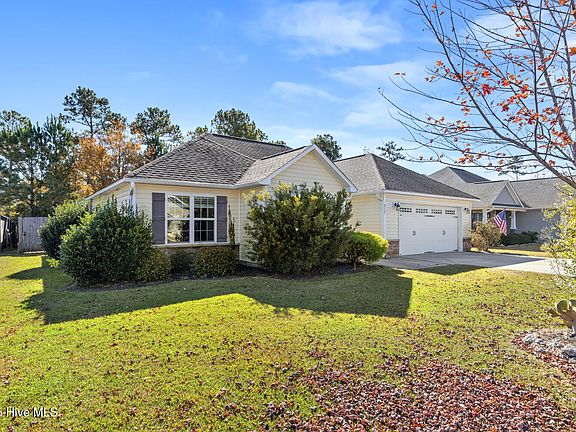 2nd image of 215 Marsh Haven Drive
