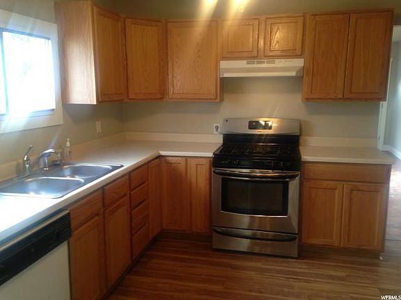 3rd image of 1504 W Sunset Ave