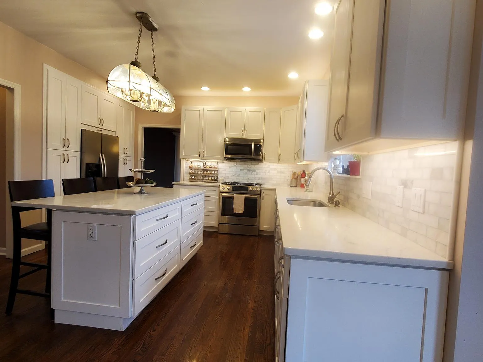 5 bed, 3.5 bath, 2910 sqft, $4,200 — Photo 4