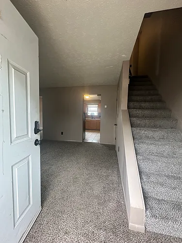 1090 Patricia Dr #1080 Photo 1