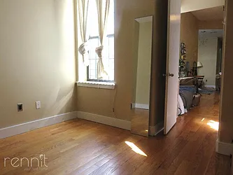 Rented by Rennit Inc.