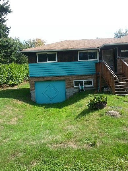 Large level lot almost 8000 sq ft