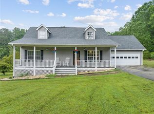 835 Elliott Rd, Dawsonville, GA 30534