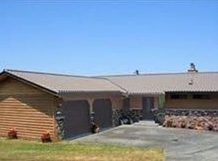 438 Blueberry Ln, Oak Harbor, WA 98277
