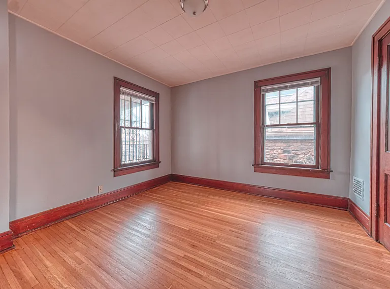 23 Wisconsin Ave #B — Photo 10