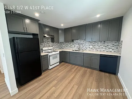 1348 1/2 W 41st Pl Photo 1