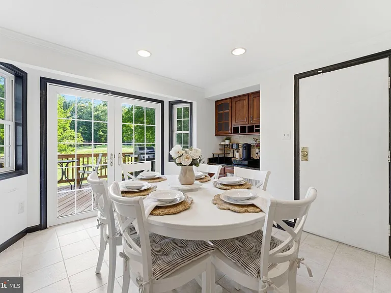 15730 Vista Dr — Photo 12