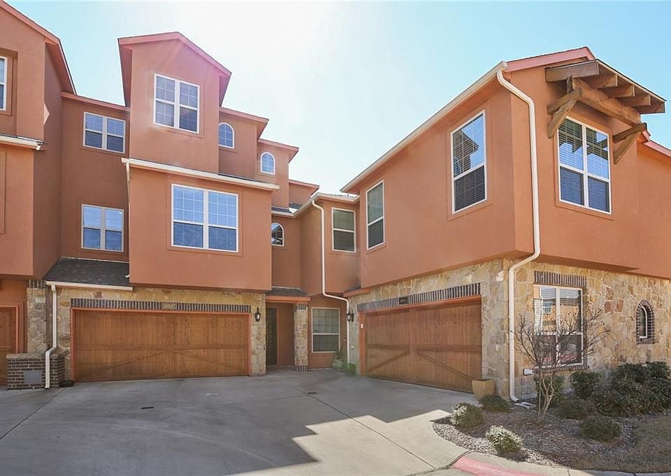 1st image of 2655 Villa Di Lago Dr #5
