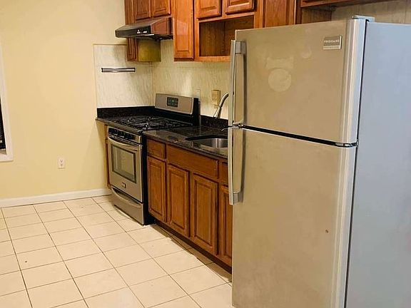 2nd image of 11-04 34th Ave #3B