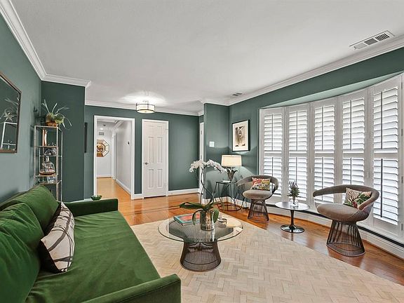 5th image of 6319 Crestmont Dr