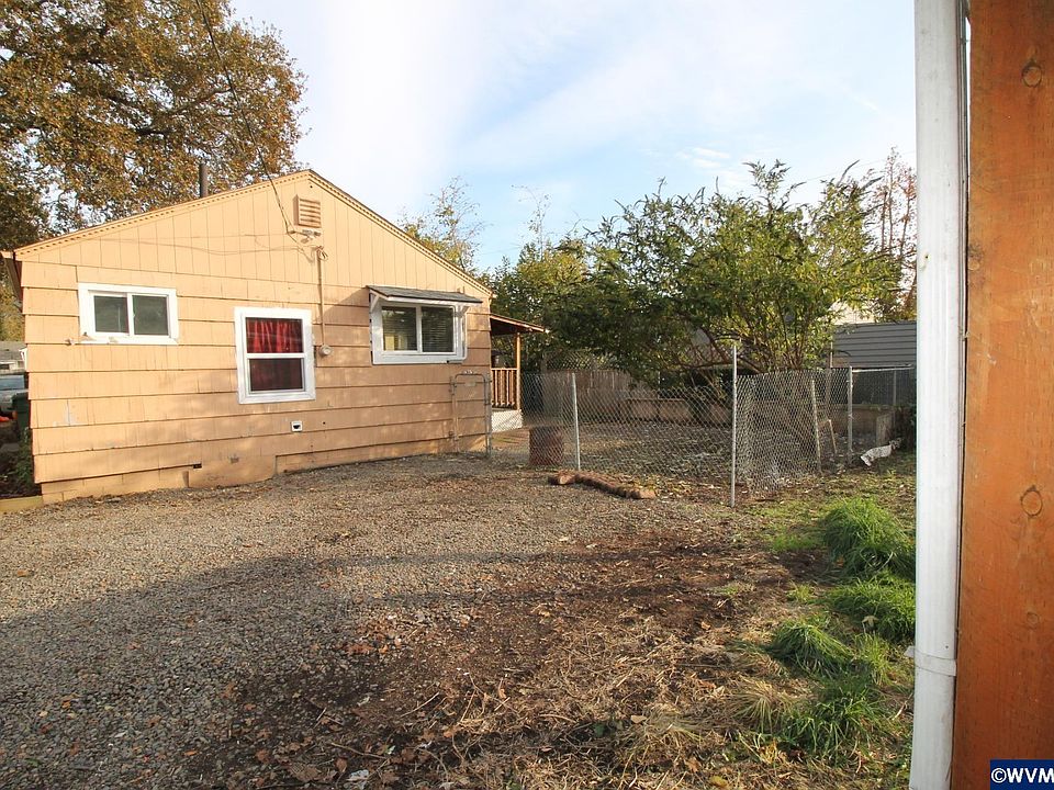 1st image of 2350 Townsend Way SE
