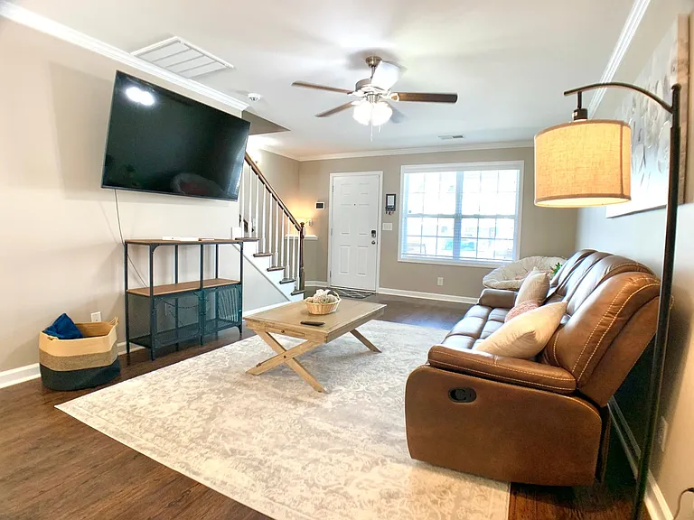 308 Sam Houston Cir — Photo 6