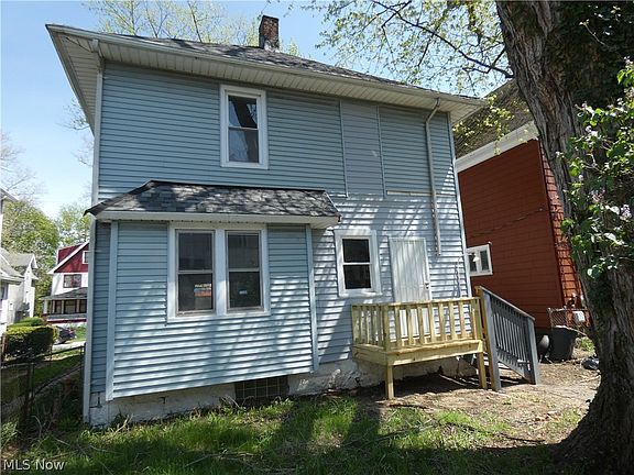 4th image of 462 E 109th St
