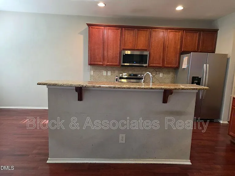 8208 Stone Cellar Dr — Photo 20