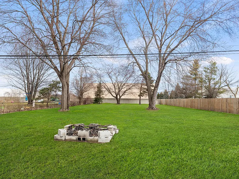 13741 McKinley Ave — Photo 21