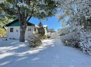 6 Champlain St, French River, ON P0M2N0